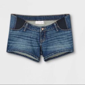 Side Panel Midi Maternity Jean Shorts - Isabel Maternity by Ingrid & Isabel